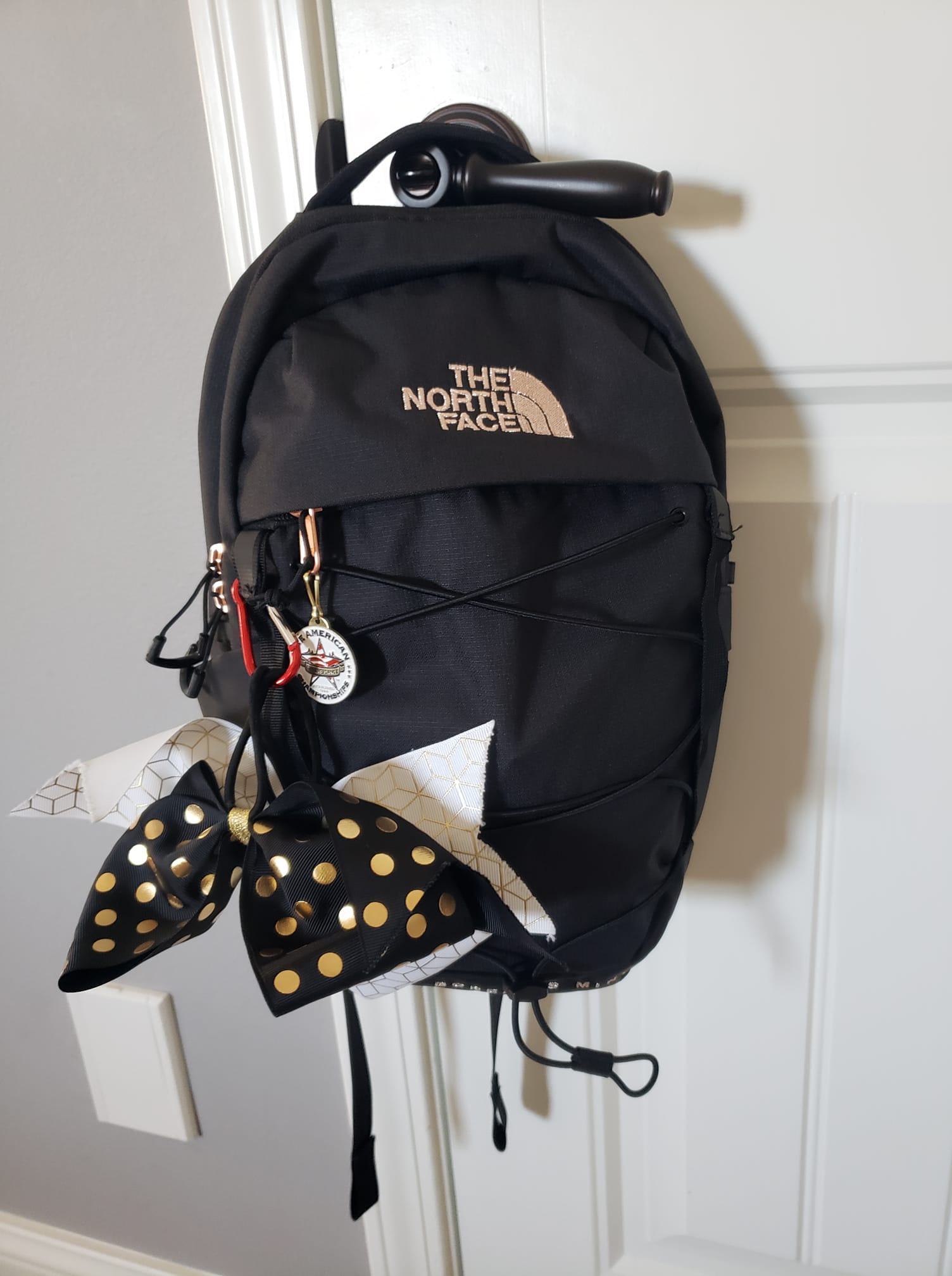 best carry on backpack for travelling wepadre Small Travel Flight Approved Personal Item Travel Bag Carry on Backpack Women Work Laptop Backpack for Traveling Carry on Luggage : Electronics Leather tote The North Face Router Shoes size:10 and the Tortuga carry