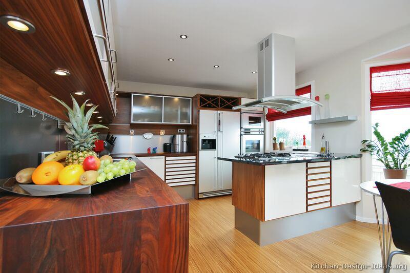 Kitchen Design Ideas Kitchen Of The Day A Fresh Modern Two Tone Kitchen Combining Wood With White Cabinets See More Http Www Kitchen Design Ideas Org Pictures Of Kitchens Modern Two Tone Kit013 Html Like Share Facebook