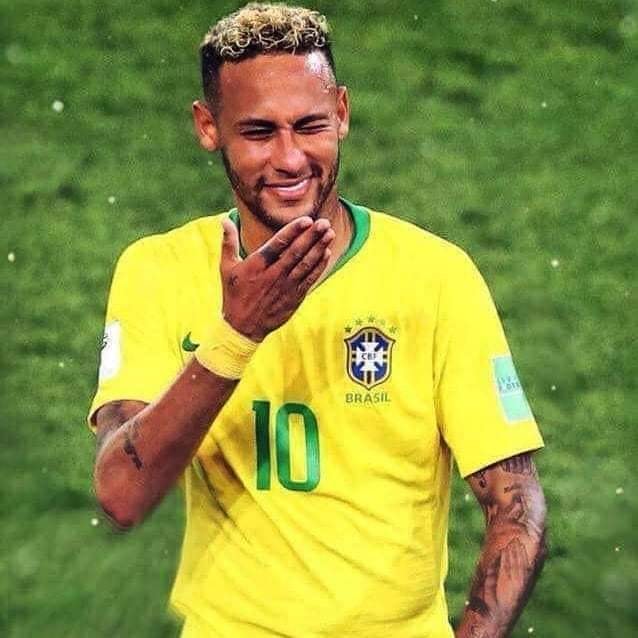 اعتقد الان عرفتم لماذا عشاق منتخب البرازيل Brazil Fans Facebook