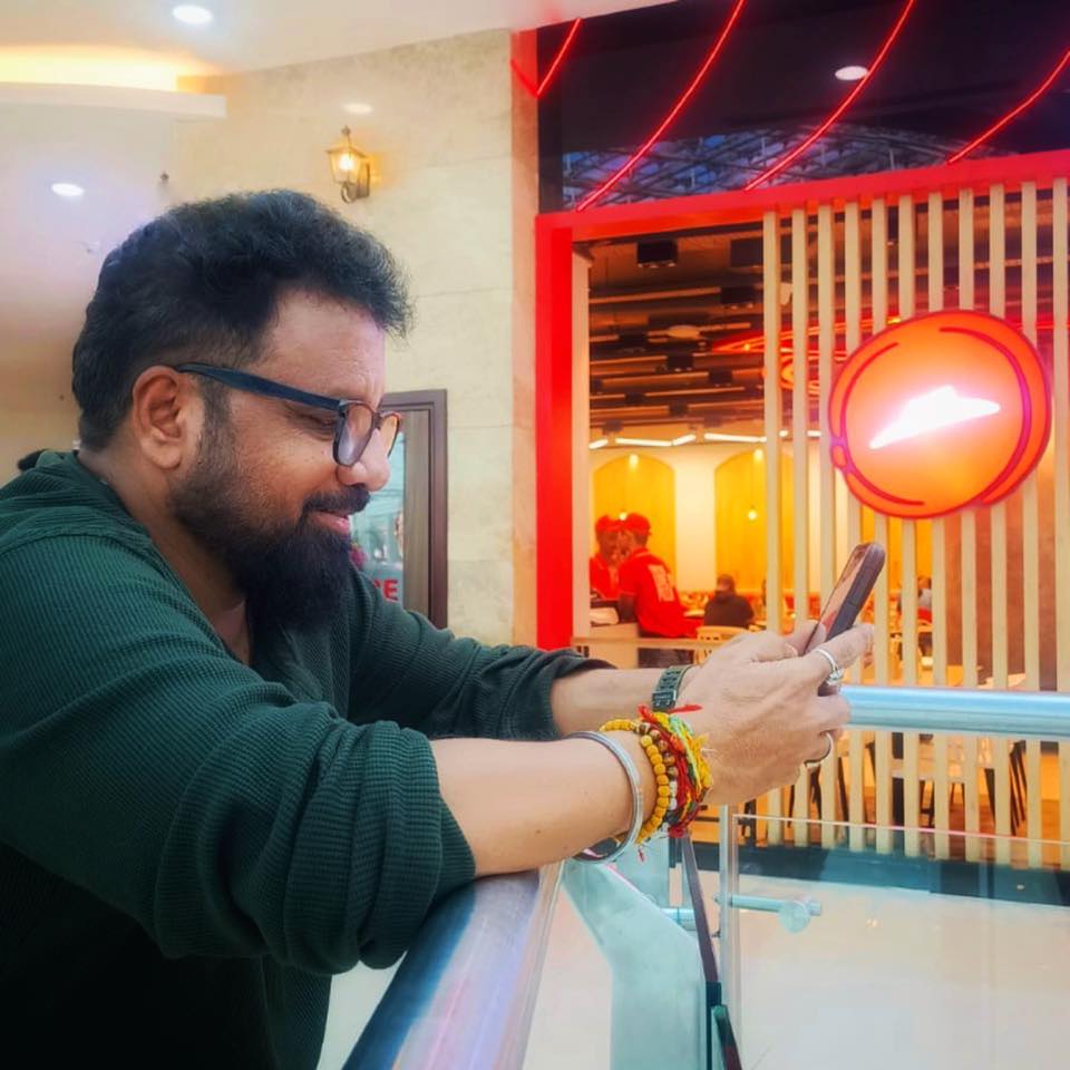 Santhosh Esvaramorthi