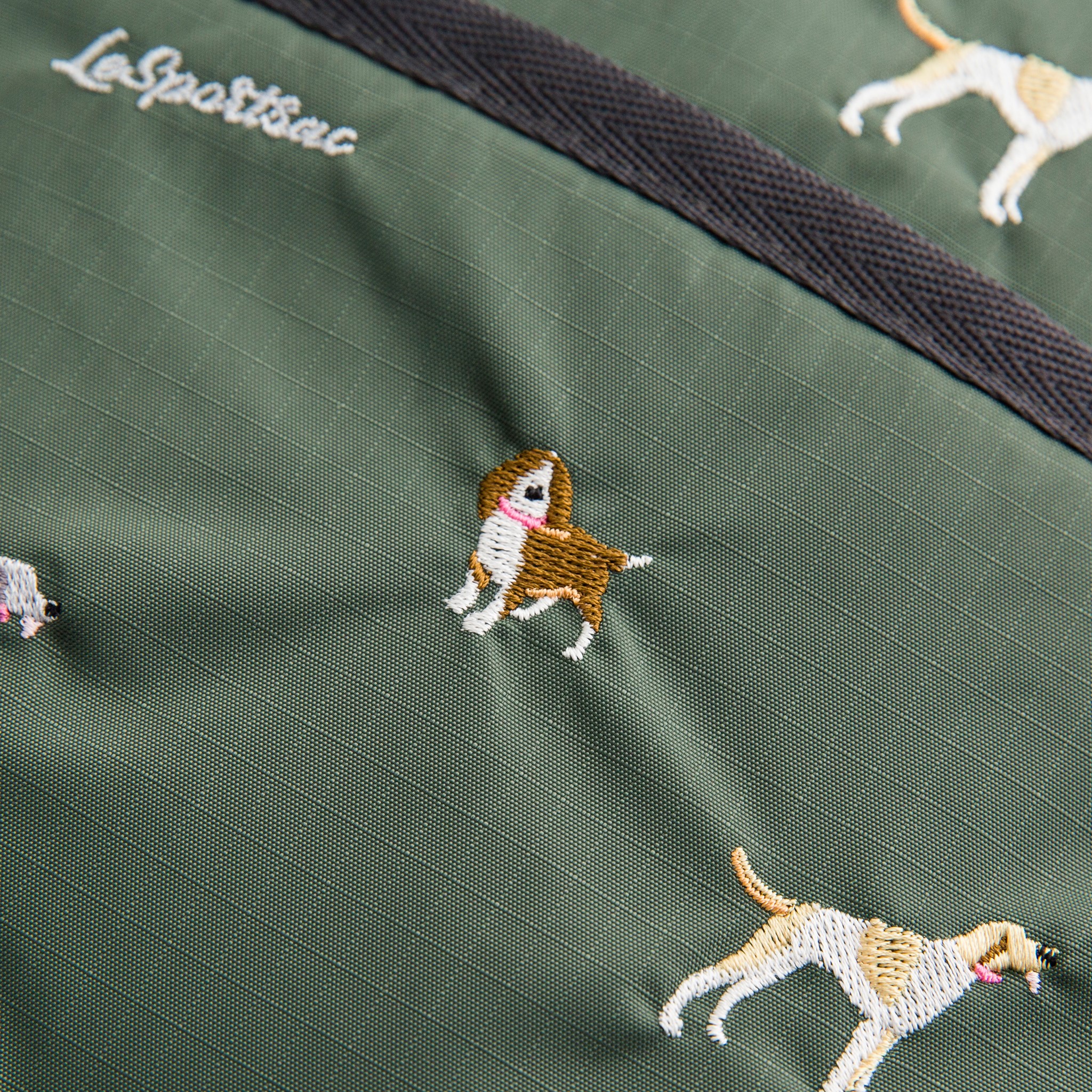 日本限定【Breed of Dog】 12種類の犬たちを刺繍した可愛いシリーズ