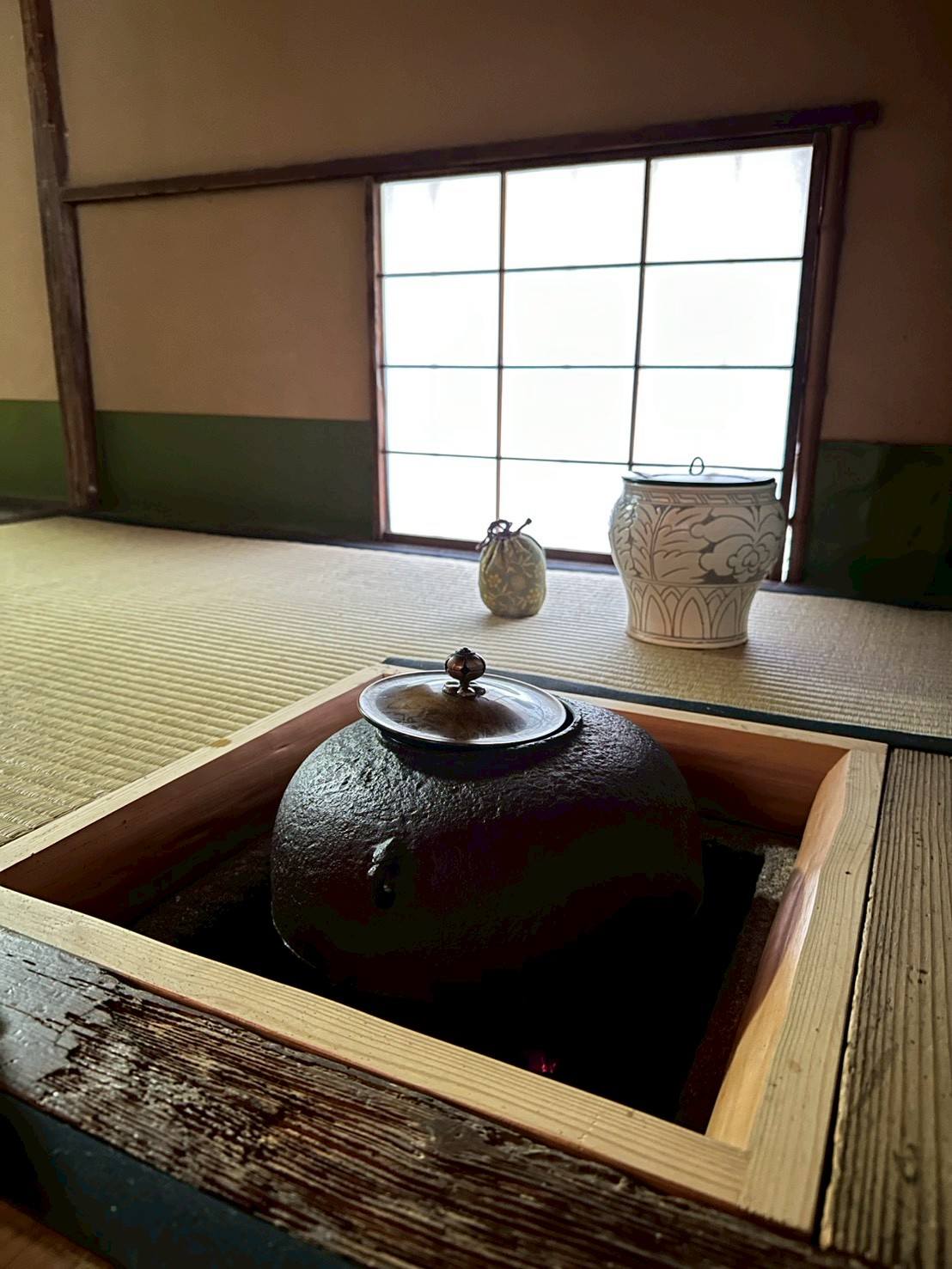 宗紗 - 転合庵の点前座は向切 | Facebook