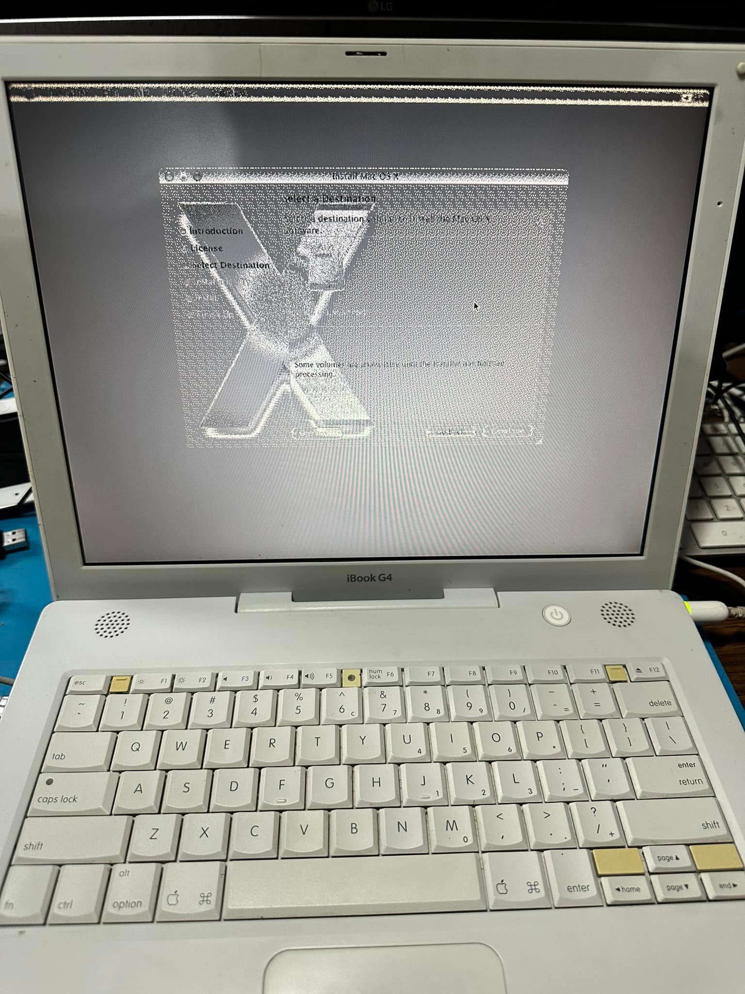 Anyway to get 10.4 tiger on iMac G4 without disks? USB seems too 