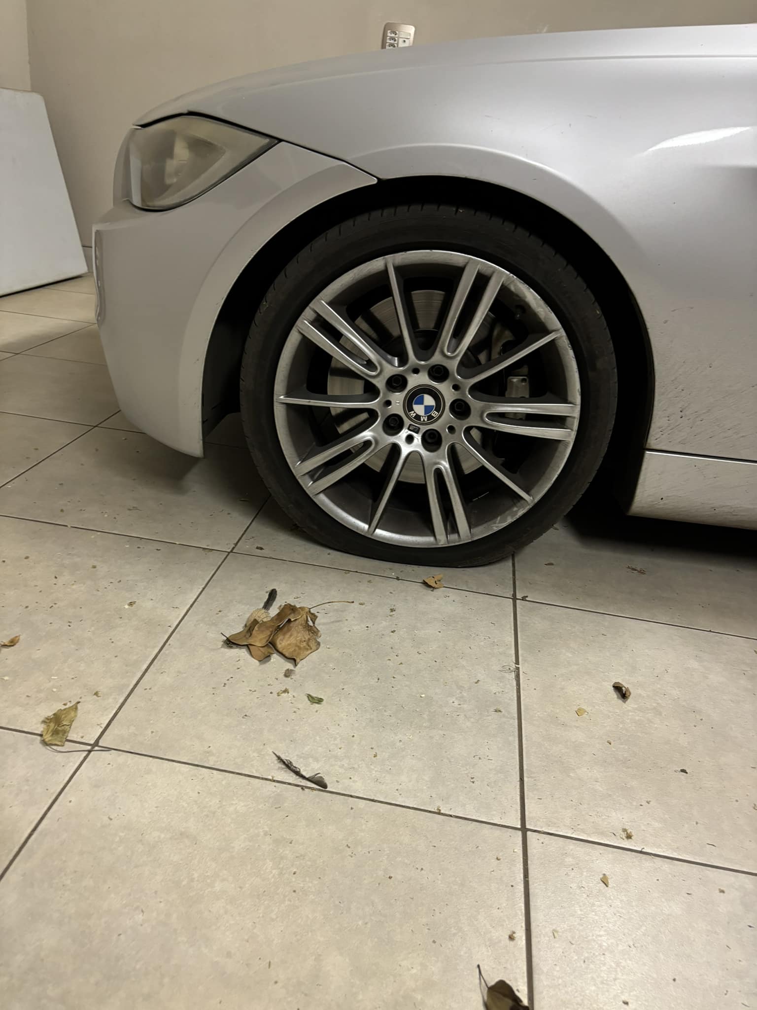 I need a tire for BMW 420i 225/45/18. Pls PM