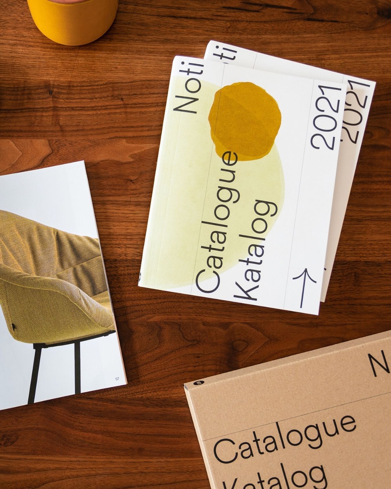 The Nieuwe Brochure 2021 by NOTI is... - DOT Orange design