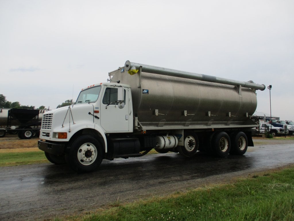For sale a nice used feed... - Rich Hill Truck & Equip. | Facebook