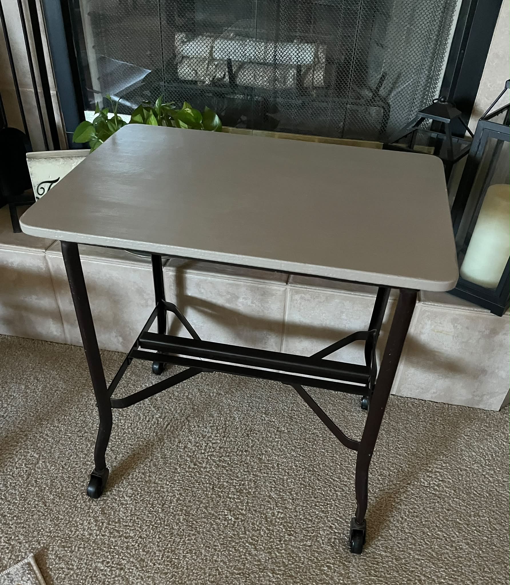 Vintage Typewriter Table Acquisition and Uses