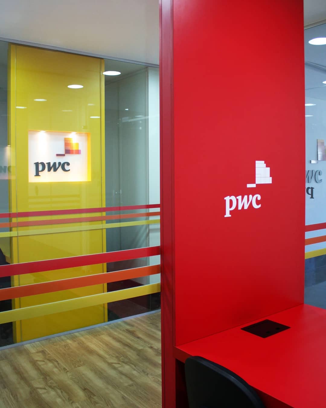 Corporativo • Escritório PwC As... - Estúdio NO FRAME