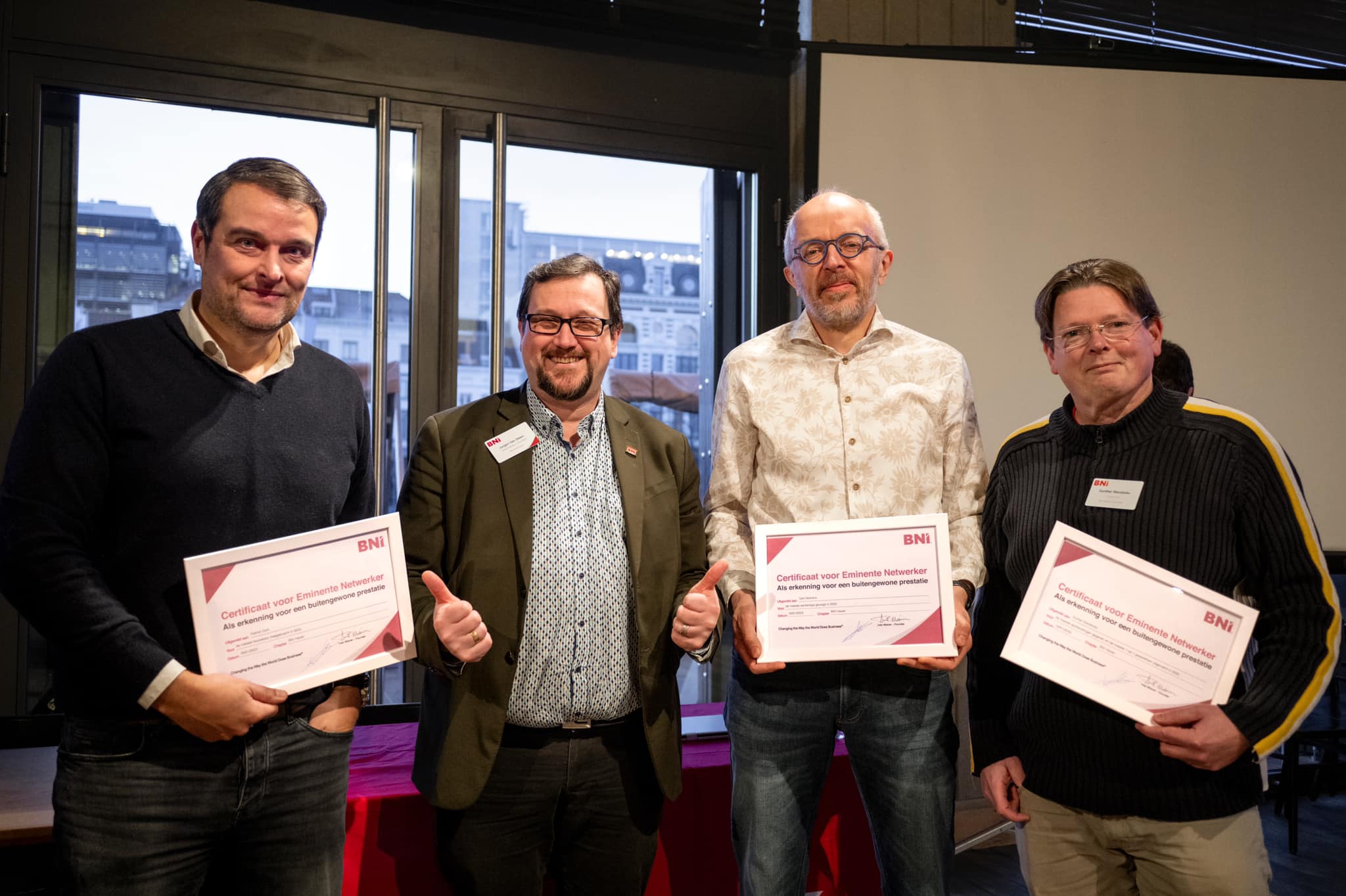 BNI Antwerpen - Vandaag mochten Patrick Dom ( Wizzdom), Gert Molkens ...