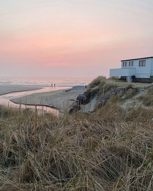 Visit Jæren - La oss håpe på enda flere slike morgener ved stranda 🧡 ️🧡 ...