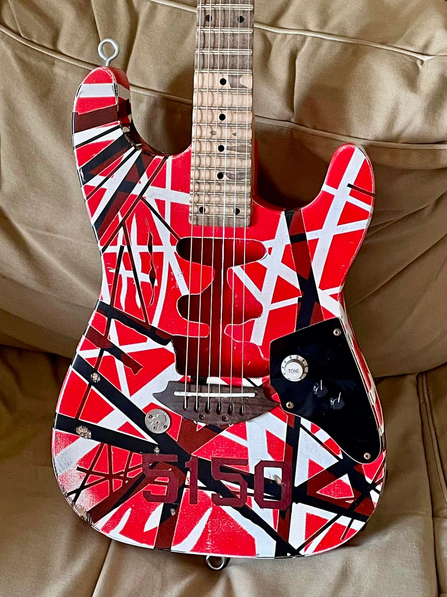 Eddie Van Halen inspired Frankie build with double humbuckers