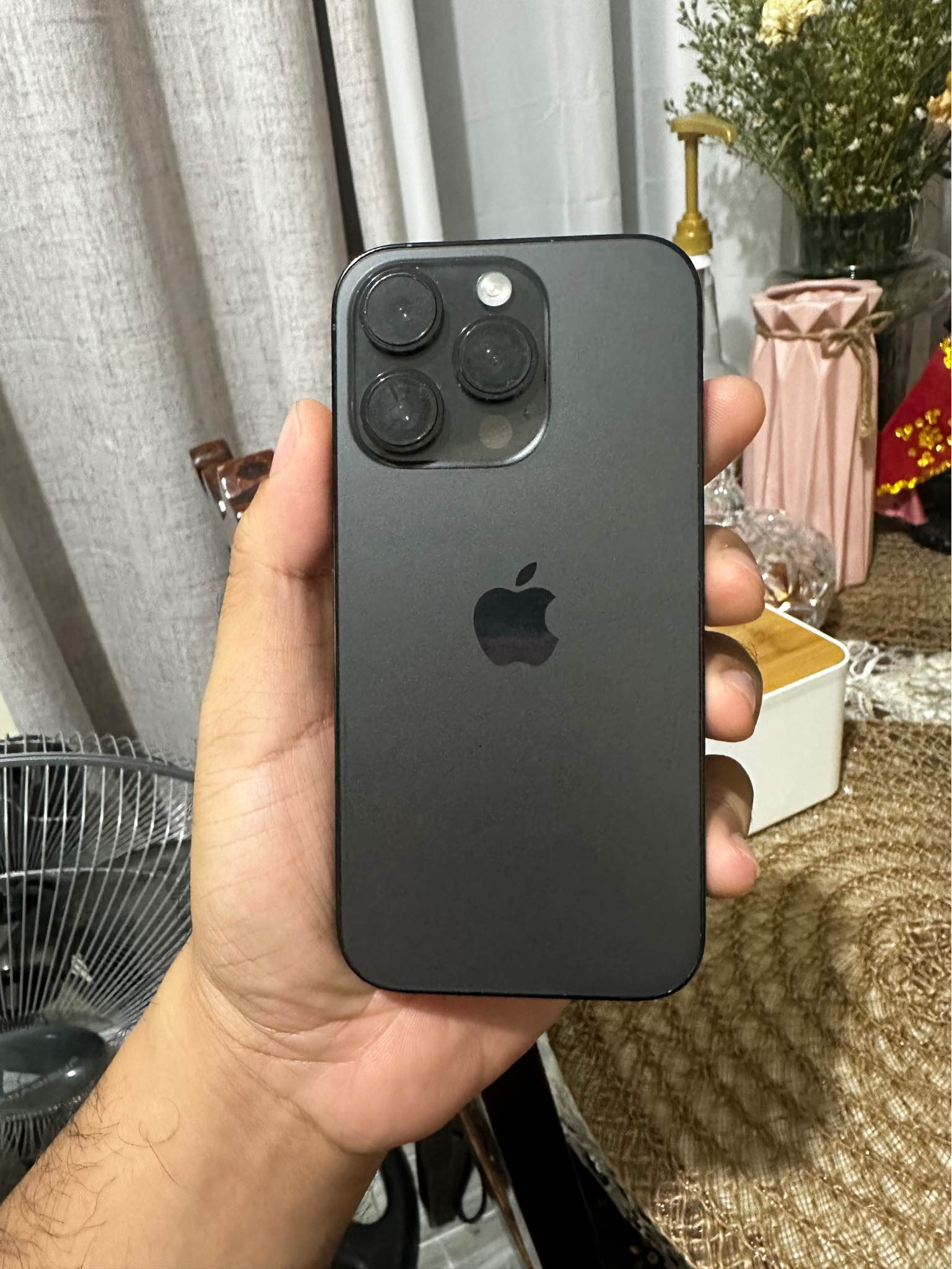 iphone 14 pro 256gb ssd no issue battery 79% rfs upgraded