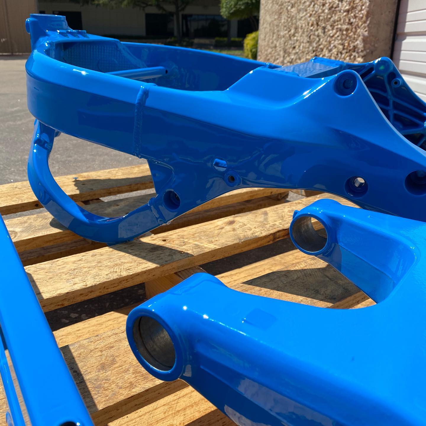 Honda F4i parts in Playboy Blue.... - Unit F14 Powder Coating