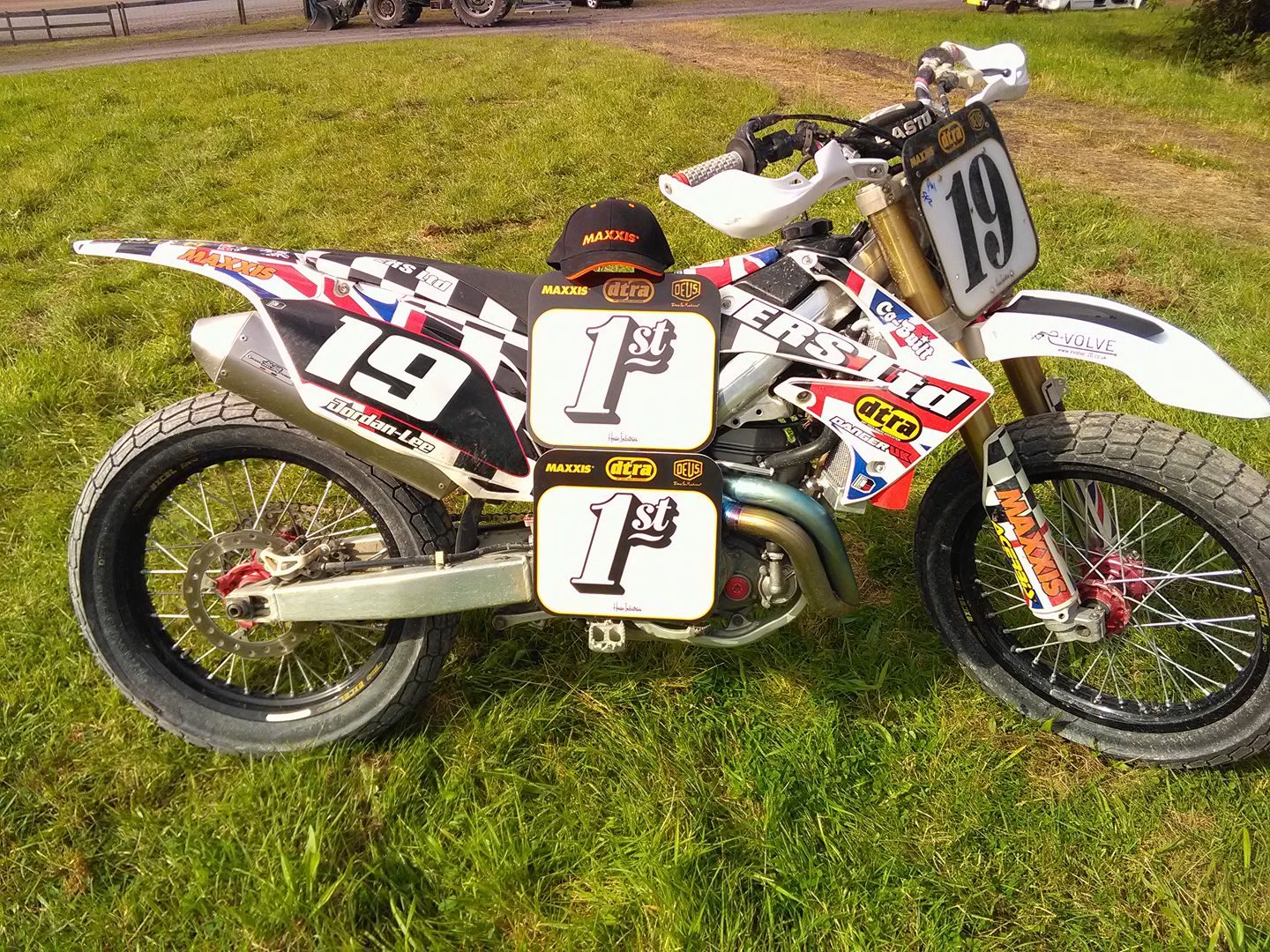 JLM Racing #19