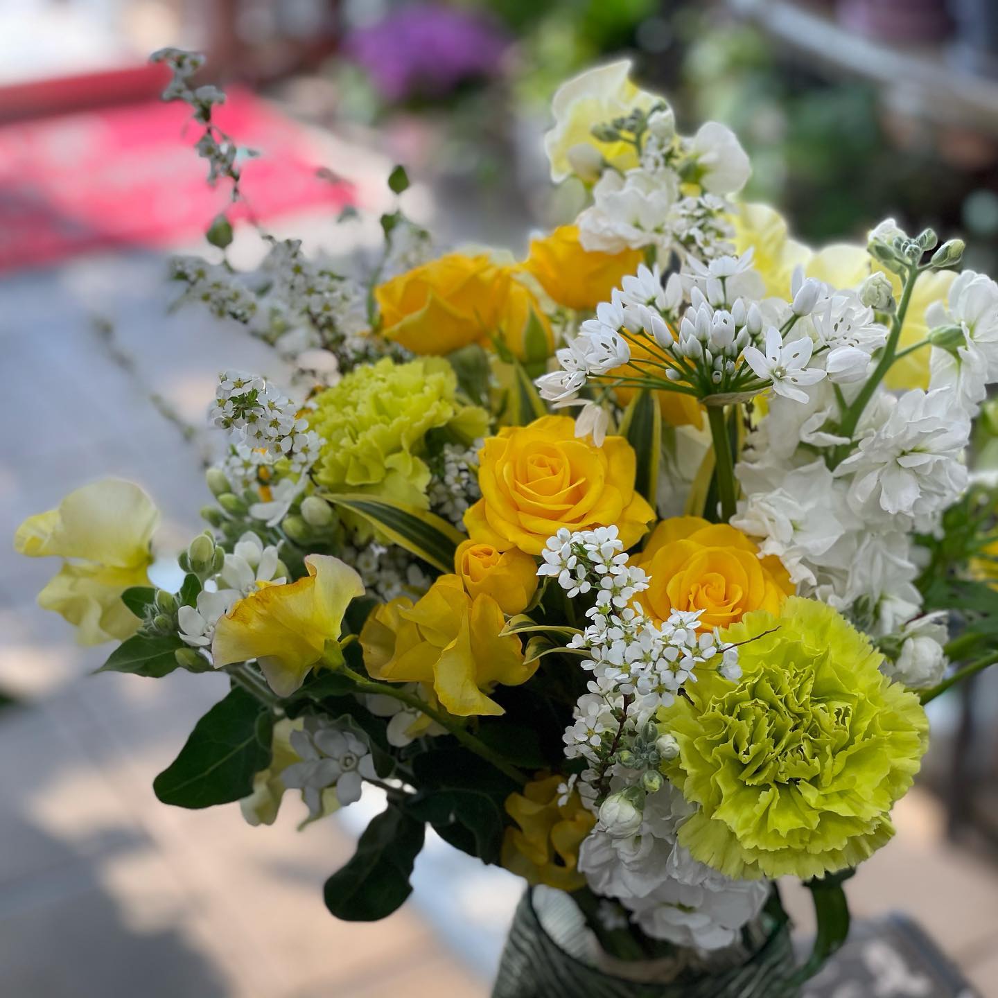 磯部百花園徳川店 Bouquet 友達に会う時 恋人との約束の日 サプライズで会いに行く時など Facebook