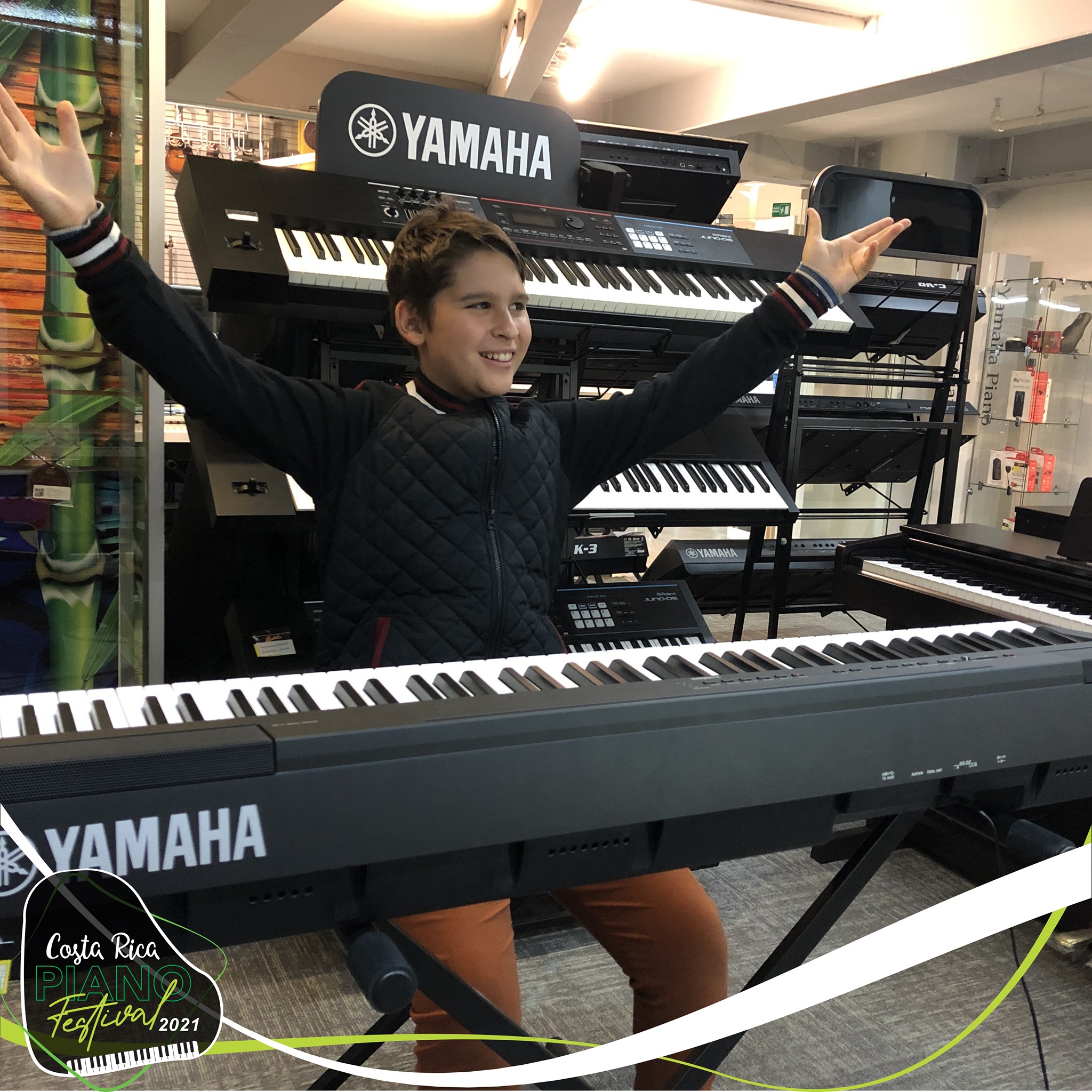 CRPF is proud to welcome back... - Costa Rica Piano Festival