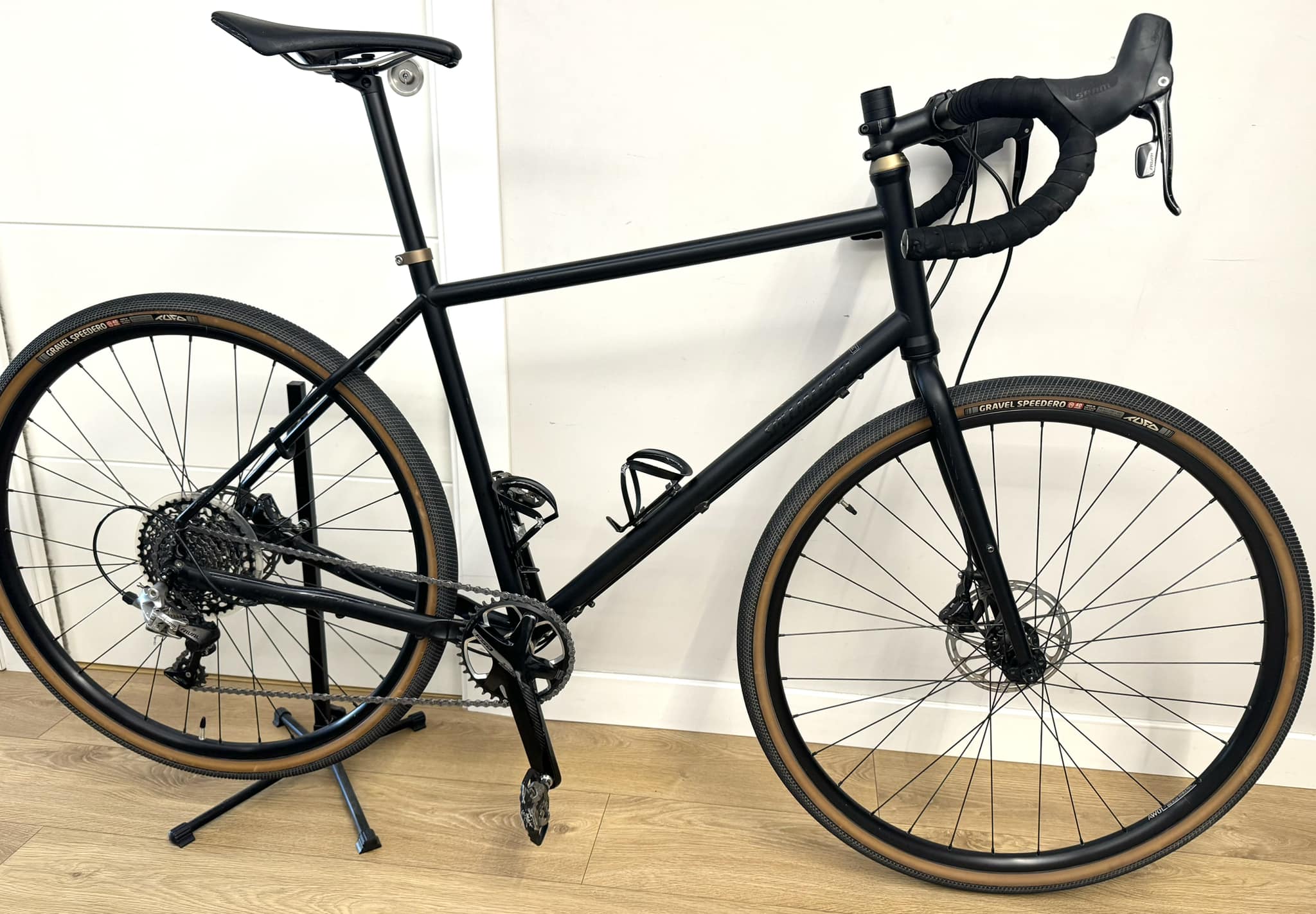 rennrad socken blau Rennvelo Farbe:Welle Salbeigrün ebike Cube Stereo Hybrid Cyber