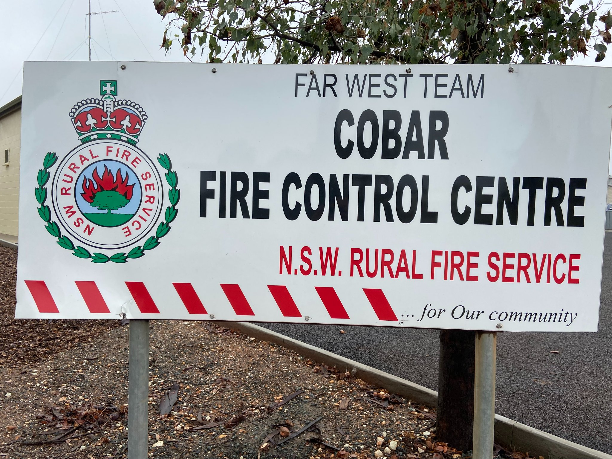 A total of 17 members of the NSW... - NSW Rural Fire Service | Facebook