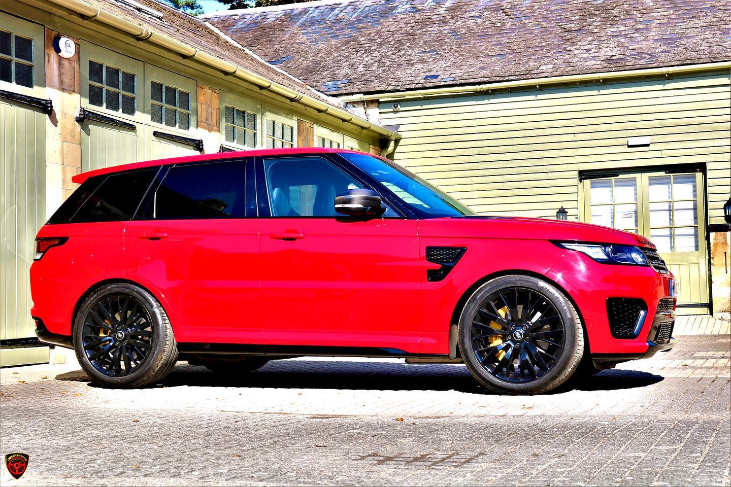 Range Rover SVR - Luxury suv... - London Supercar Spotting | Facebook