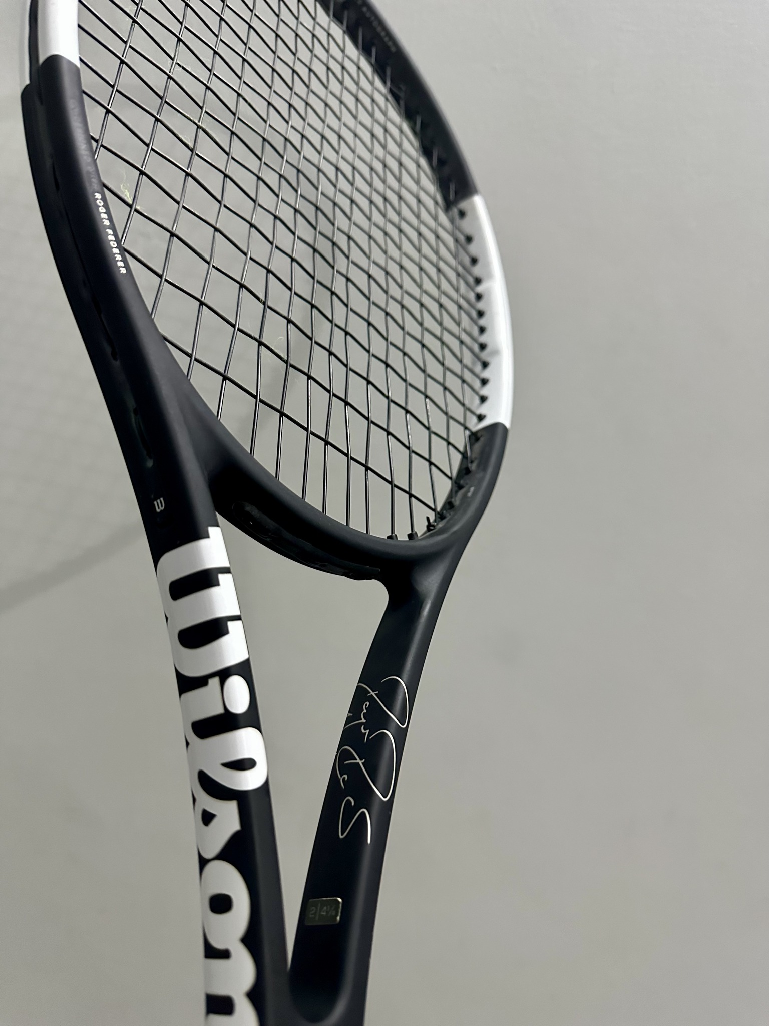 Wilson Pro Staff 97 v12 315g (2 of) NOT one for everyone but is
