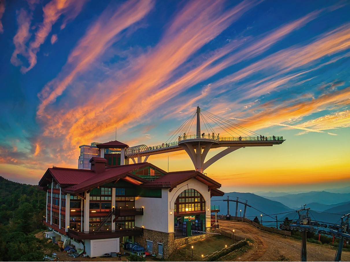 Gangwon State - The middle part of #BalwangsanSkywalk is... | Facebook
