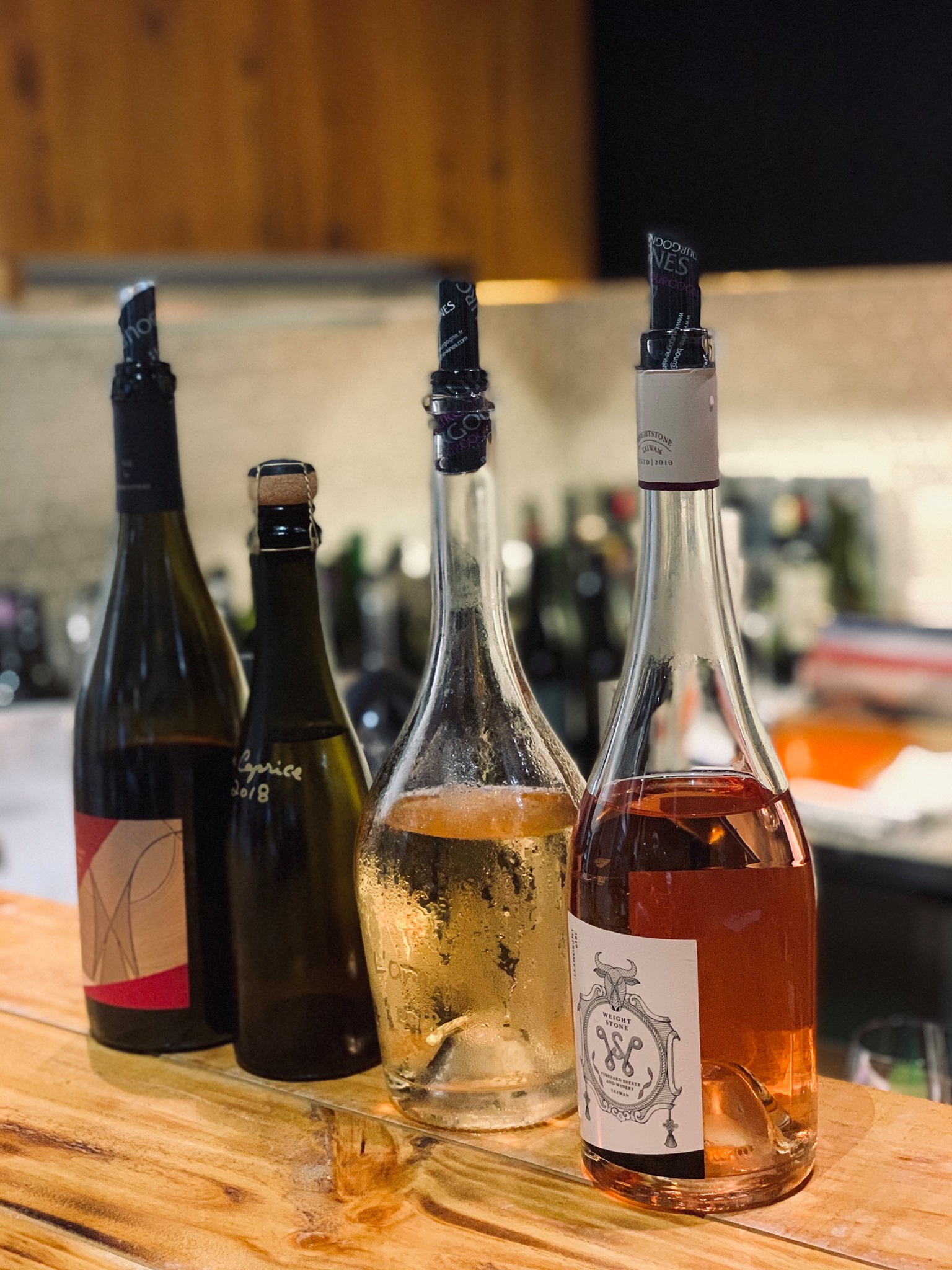 #甘苦並存的台灣地酒威石東 ... - WINE on Table 餐桌有酒 | Facebook