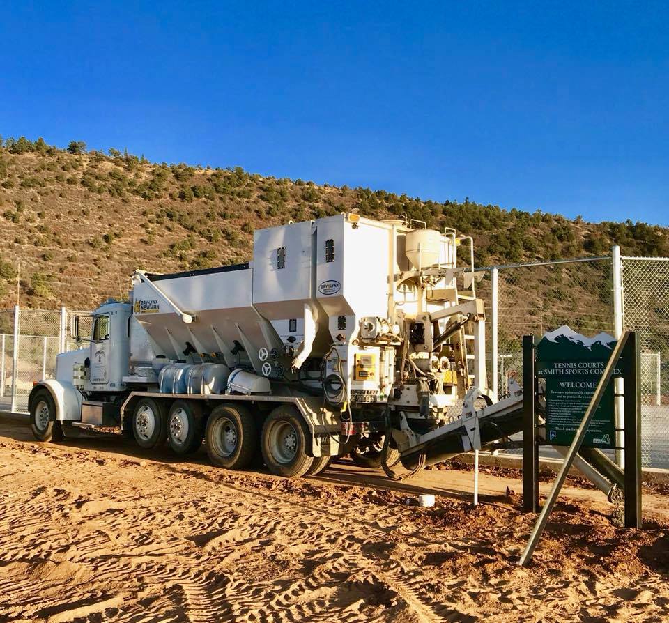 Pouring a little concrete for the... - Alpine Mobile Crete