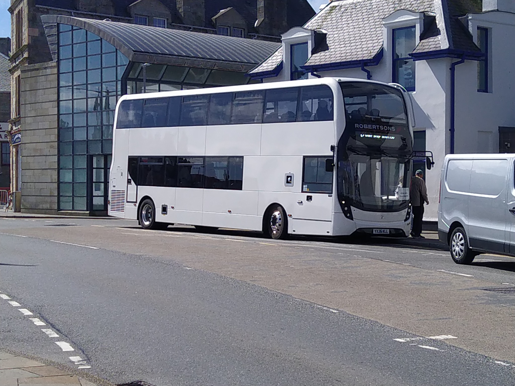 Is that time of year again, xelabus on lakeside P&R shuttles and