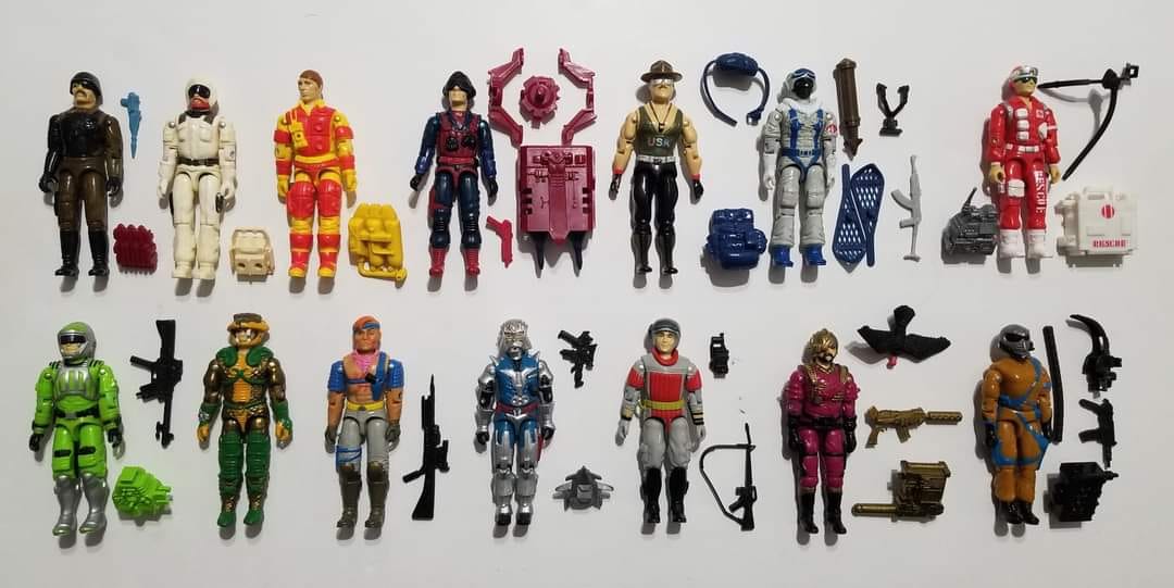ALL FIGURES ARE ORIGINAL. NO REPROS. Reach out if any questions to