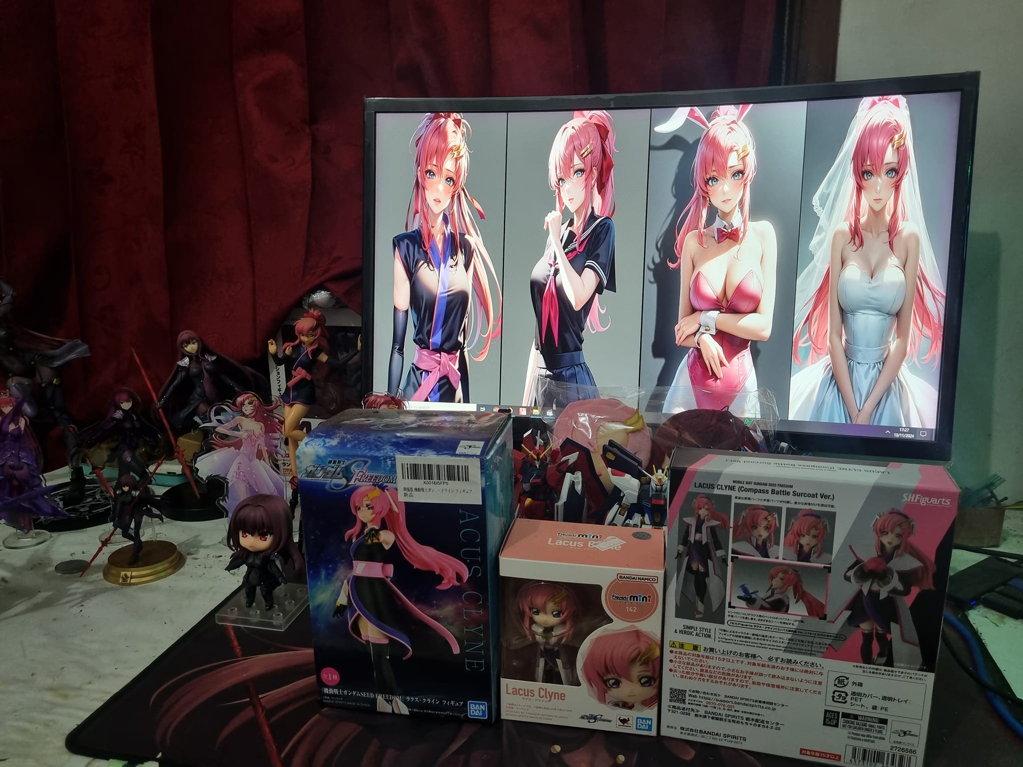 Finally my queen shf lacus come ? Waiting pilot suit & figma 