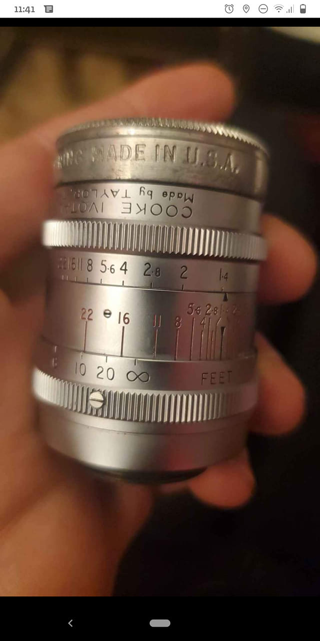 Does the Taylor Hobson Cooke Ivotal 2 inch f1.4 C-Mount lens cover