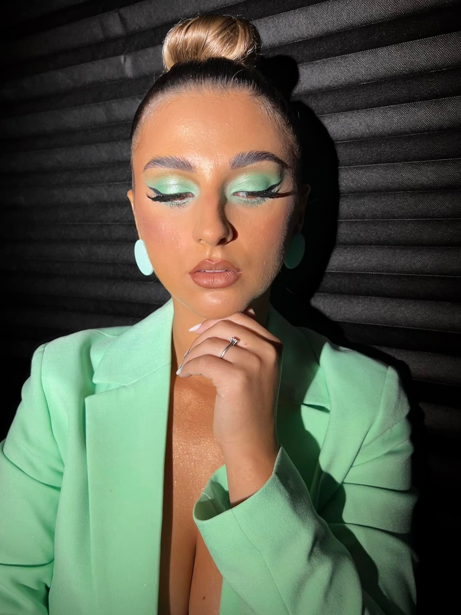 prom makeup looks for green dress Tutorial Dresses best makeup for green dress