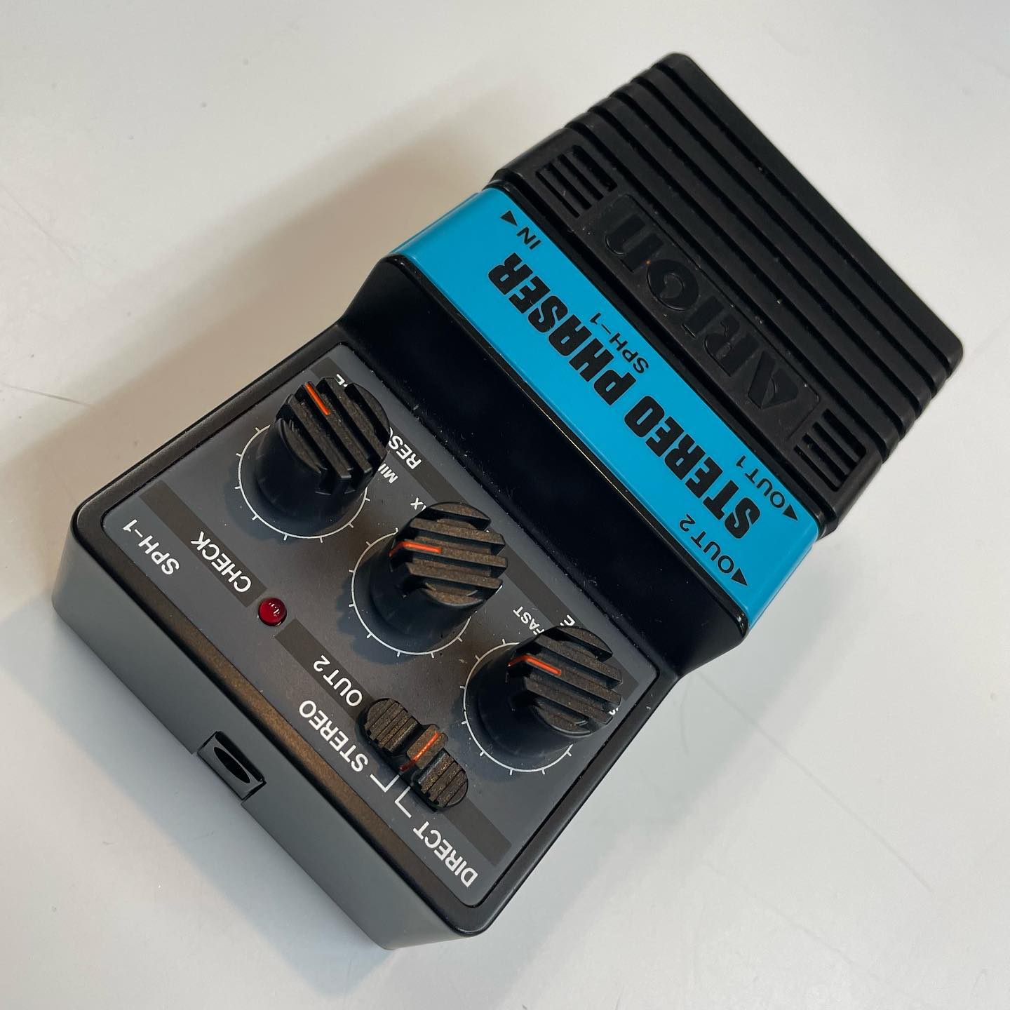 Clean Arion modulation pedal review