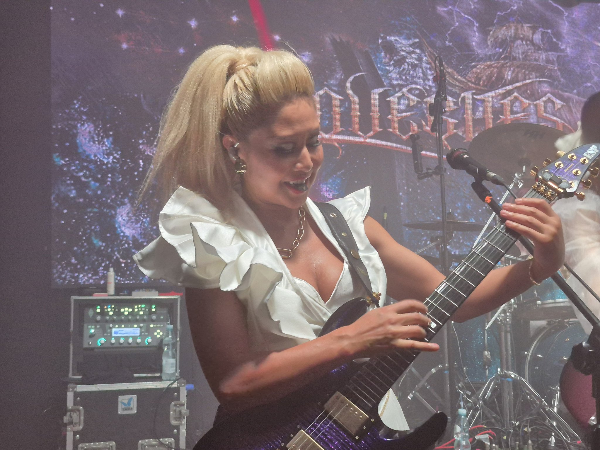 Midori from Lovebites during a performance in Warsaw😀