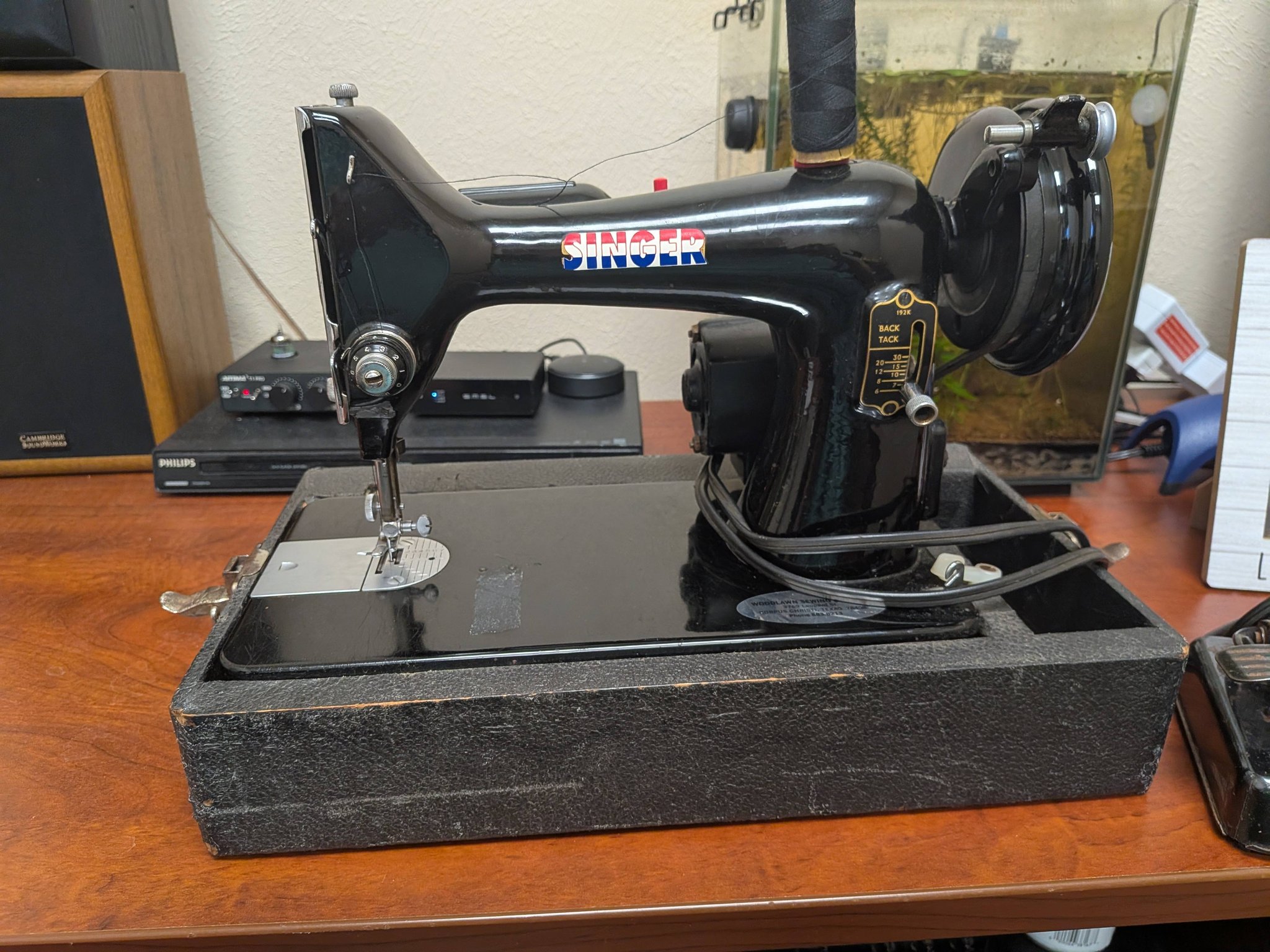 Singer 192k portable sewing machine for sale in DFW, TX