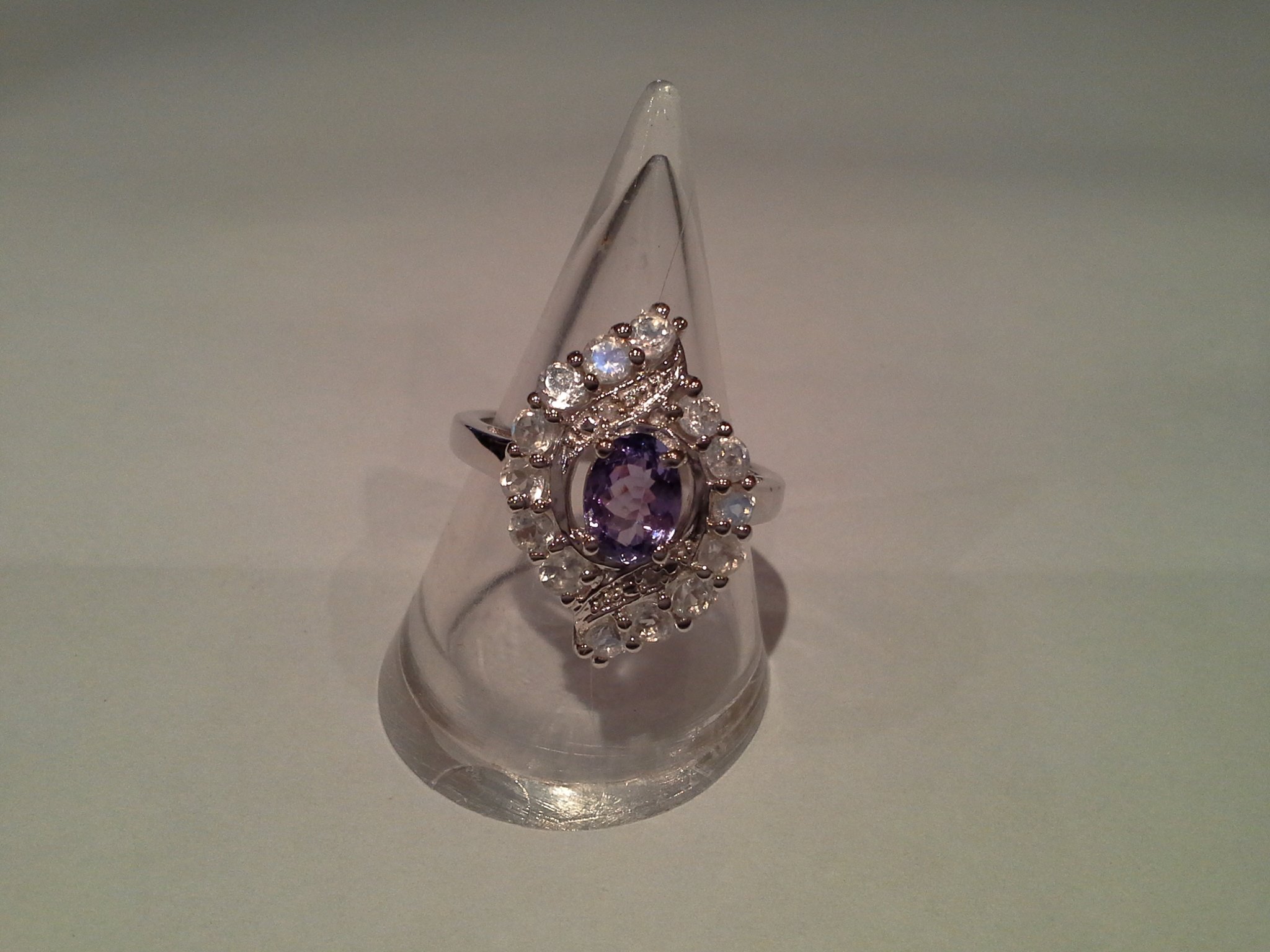 Samuel Jewell - Bespoke Jewellers - Hello again everyone..please accept ...