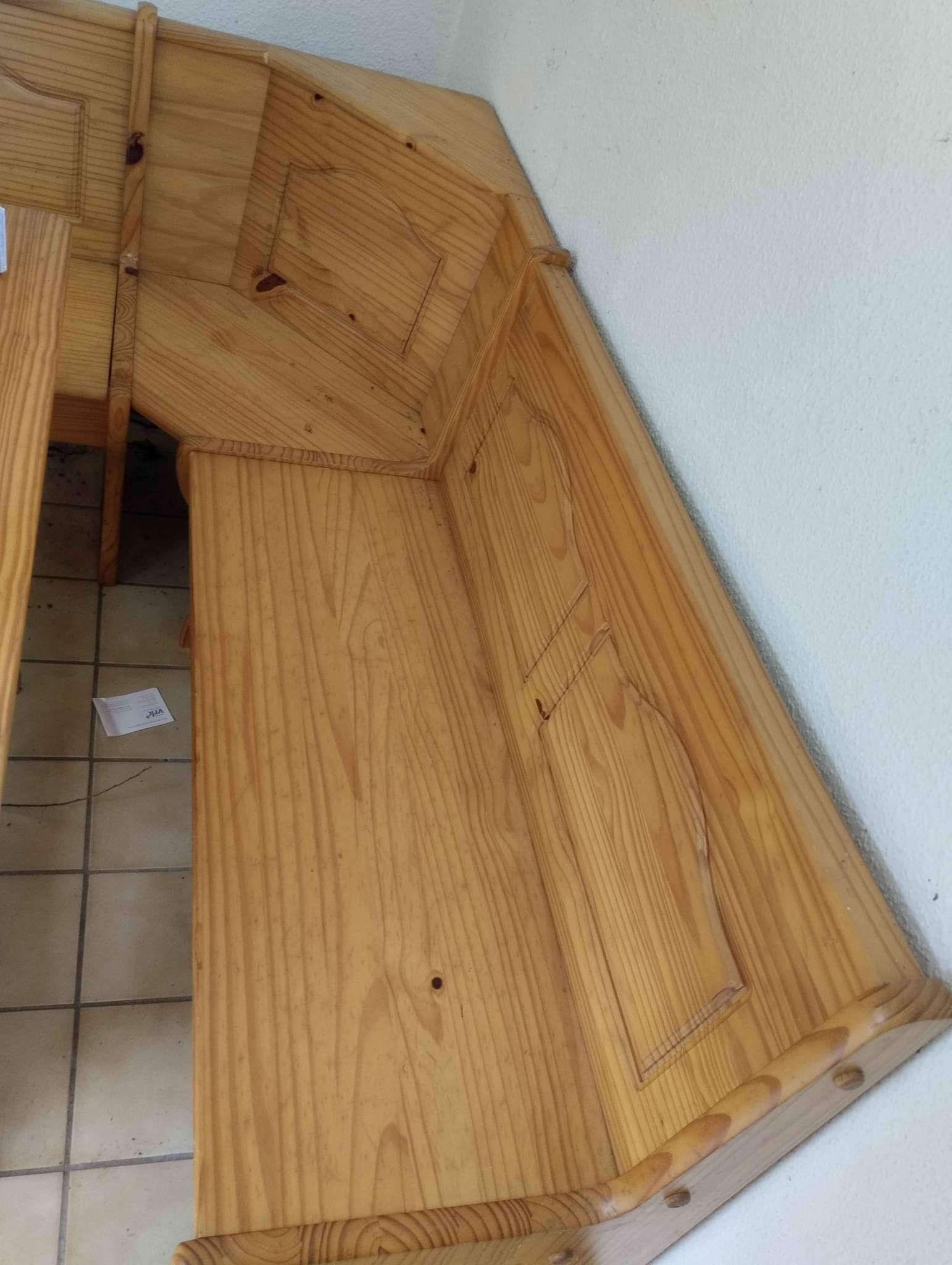 Eckbank zu verschenken - Dining Tables - เครเฟลด์ | Facebook Marketplace