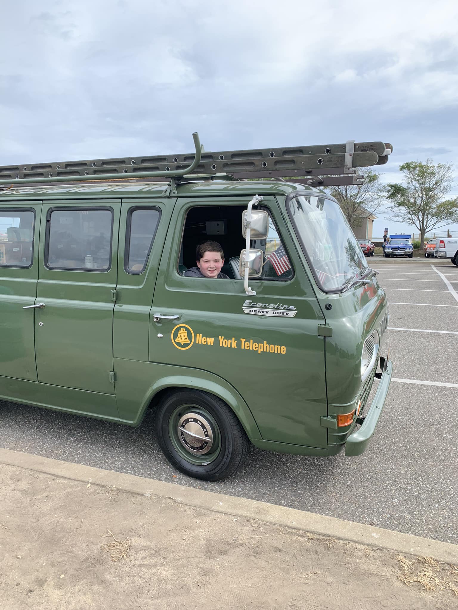 Memories of old phone company trucks and technician experiences