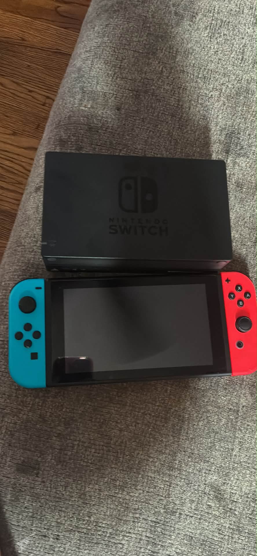 Nintendo Switch Nintendo SWITCH HAC -001 Selling nintendo switch and keurig