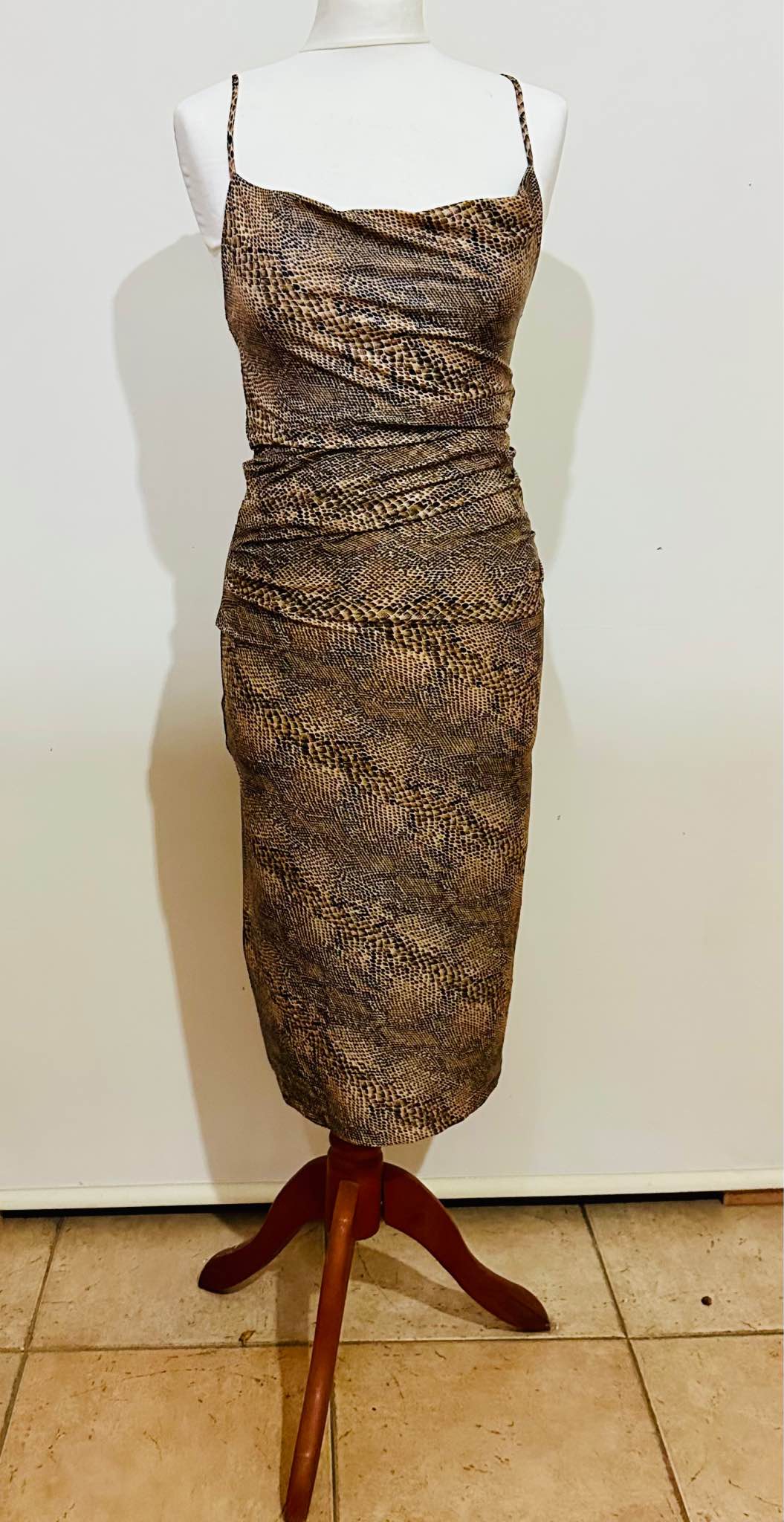 mango scoop neck satin dress with fringed hem in brown (MNG) women's snakeskin print cowl-neck midi dress, featuring a bodycon silhouette, fine spaghetti straps, and elegant ruched details along the waist and hips Size Small Crafted from a blend pre order:availability: 07/29.2025 Foam Dressings Women's Gothic Little Black