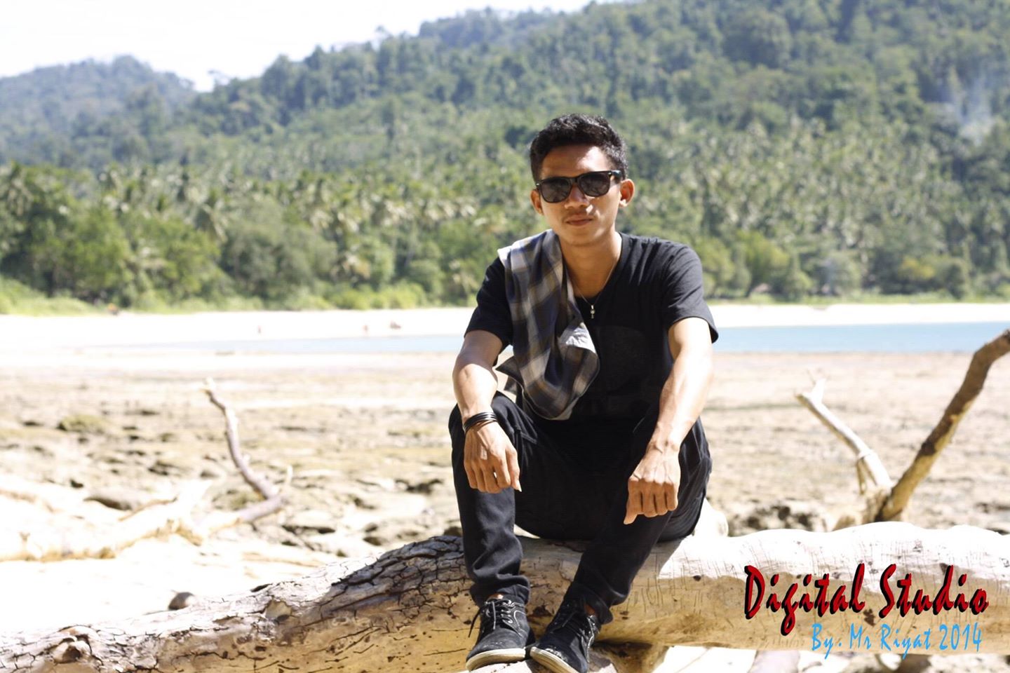 Rizal Atuo