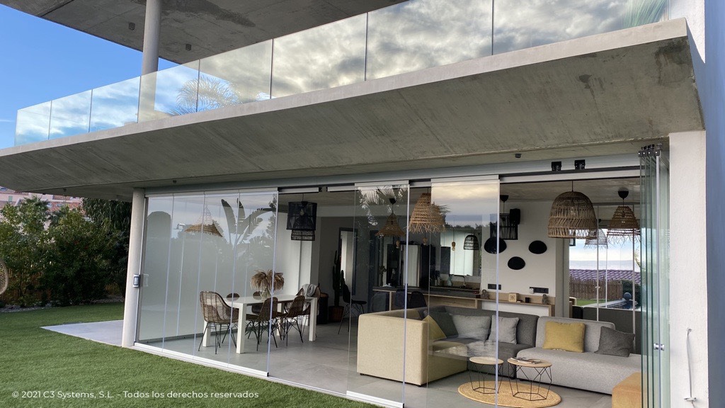 C3 Systems - Los #cerramientos abatibles #SEEGLASS ONE son... | Facebook