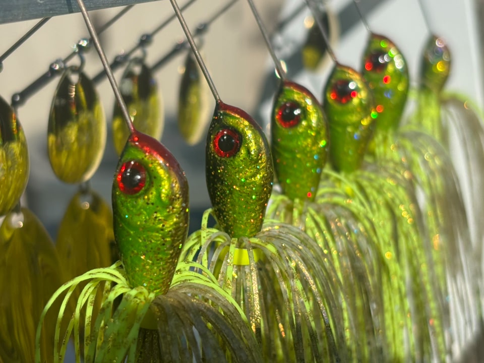 bass smasher blaze lure erratic movement even at slow retrieves Bass Smasher Blaze