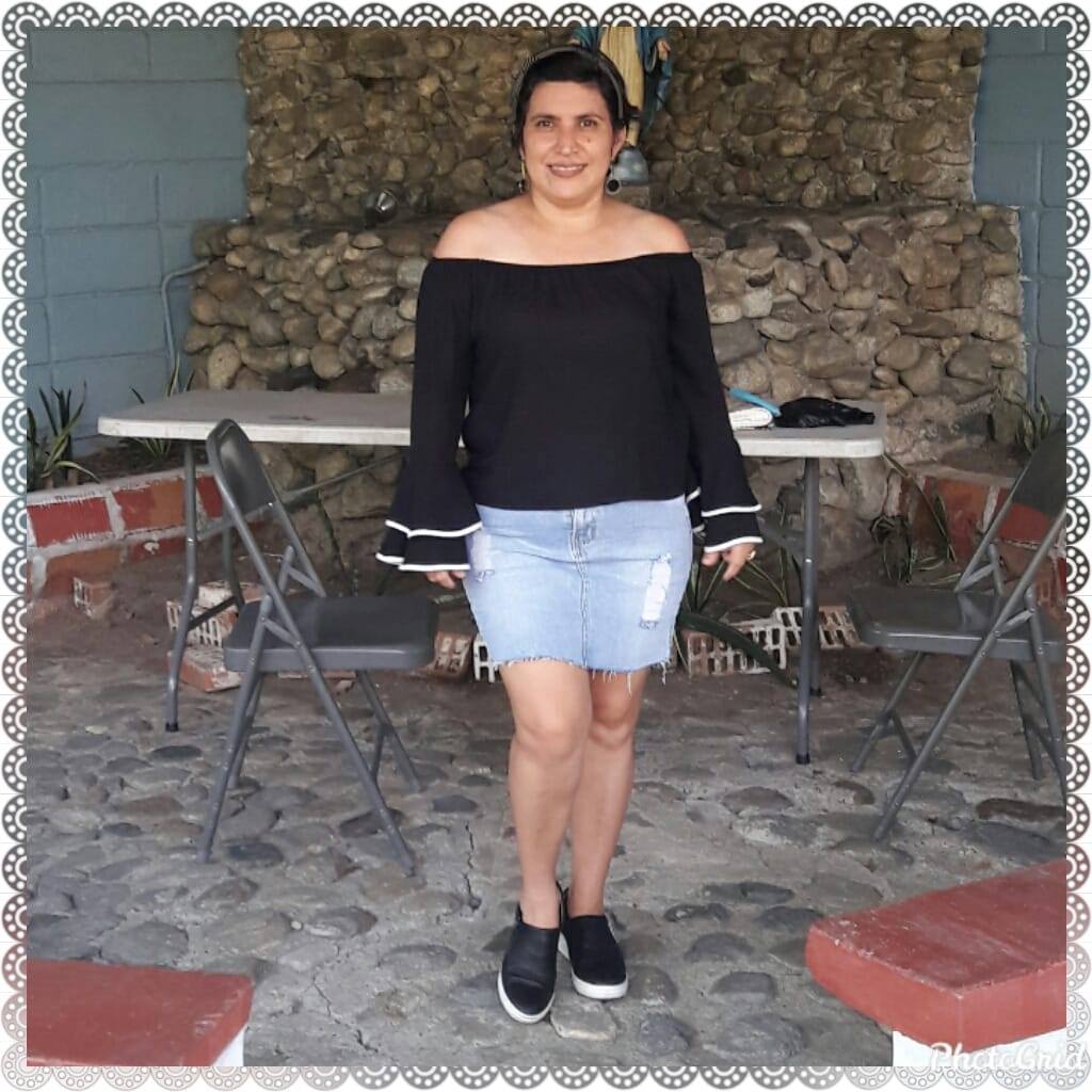 Gladis - unos cuantos kilos de mas no me van a impedir subir mi fotito ...
