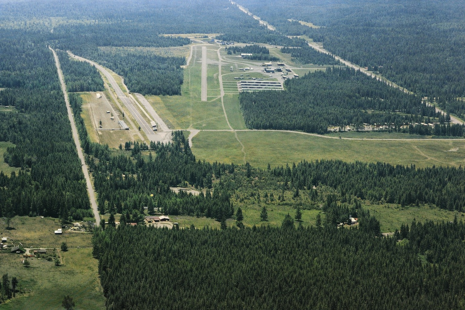 Rob - another old photo of Puyallup Raceway, next to Thun Field ...