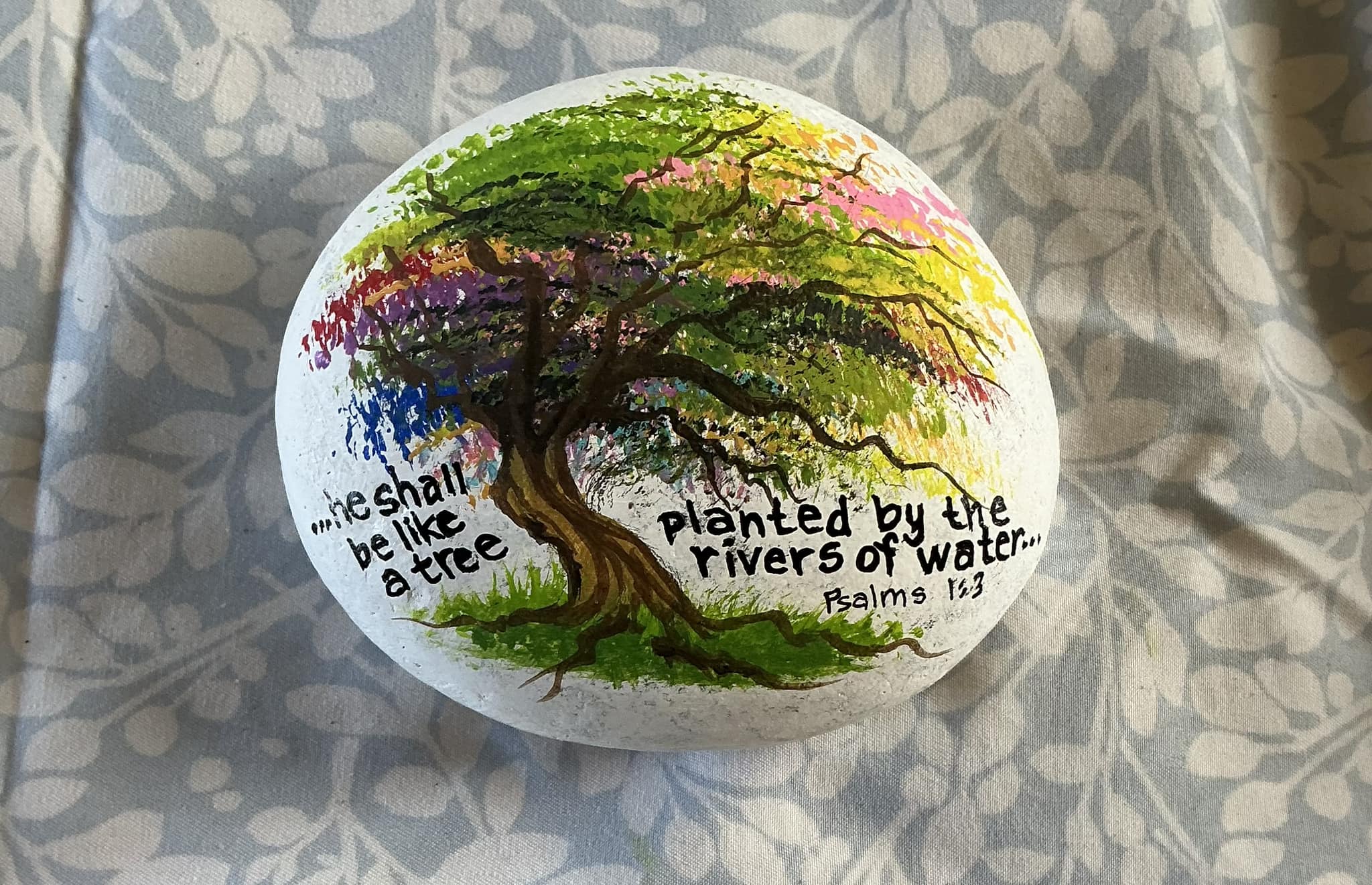 Loving Kindness Rocks | I love trees 💚🌳 💚 | Facebook