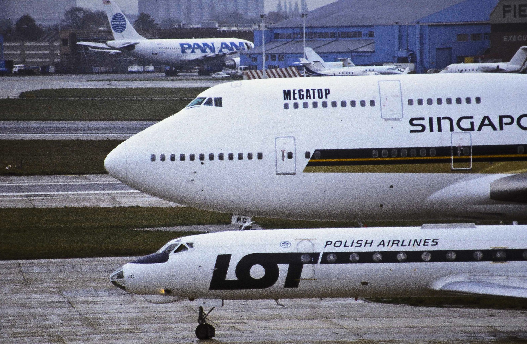 Airbus aircraft used by Singapore Airlines
