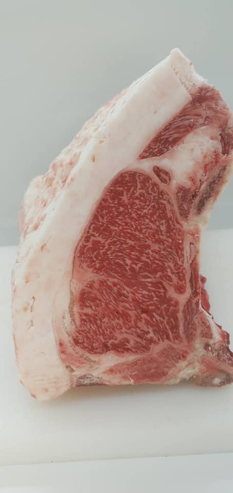 INCHA beef - ตัดแต่งเนื้อวัววันนี้ ส่งลูกค้าร้าน butcher... | Facebook
