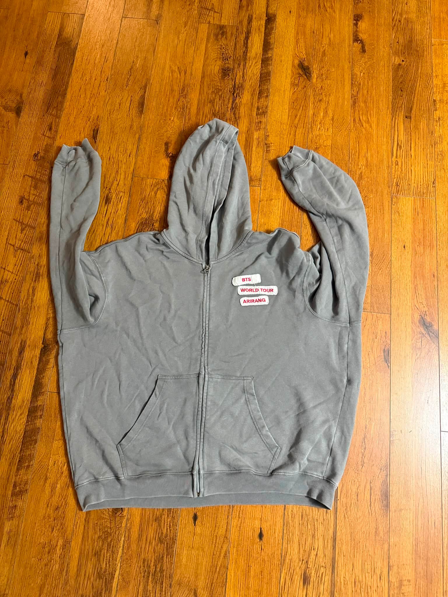 BTS World Tour 'Arirang' 2XL Gray Hoodie for Sale or Trade in