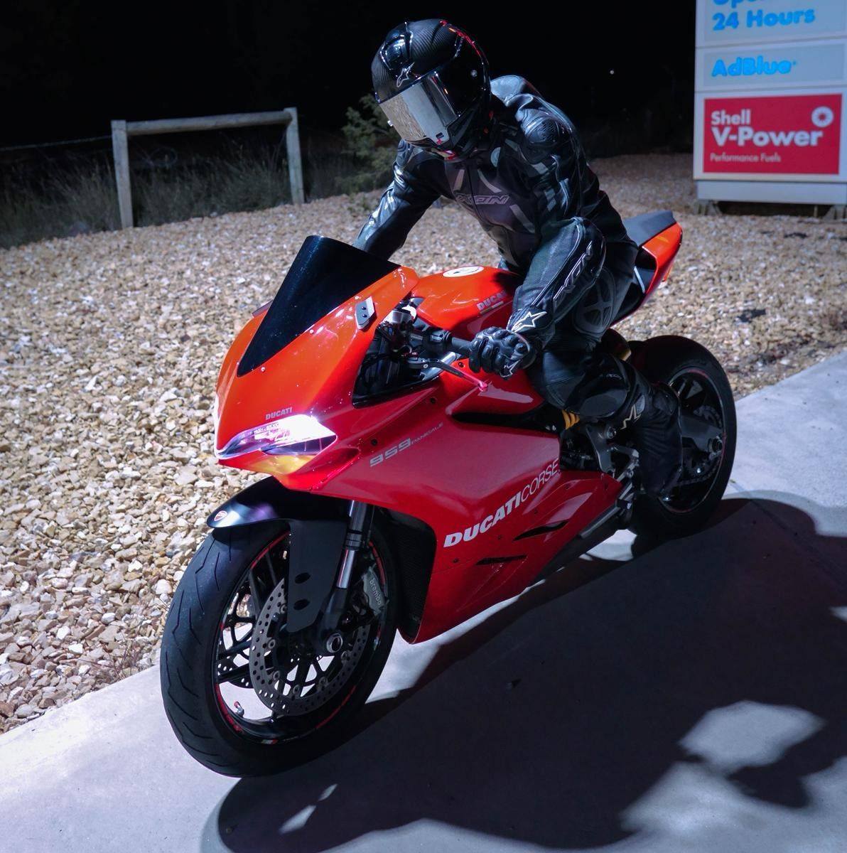 Looking for someone to build a simple freestanding change room for our ...